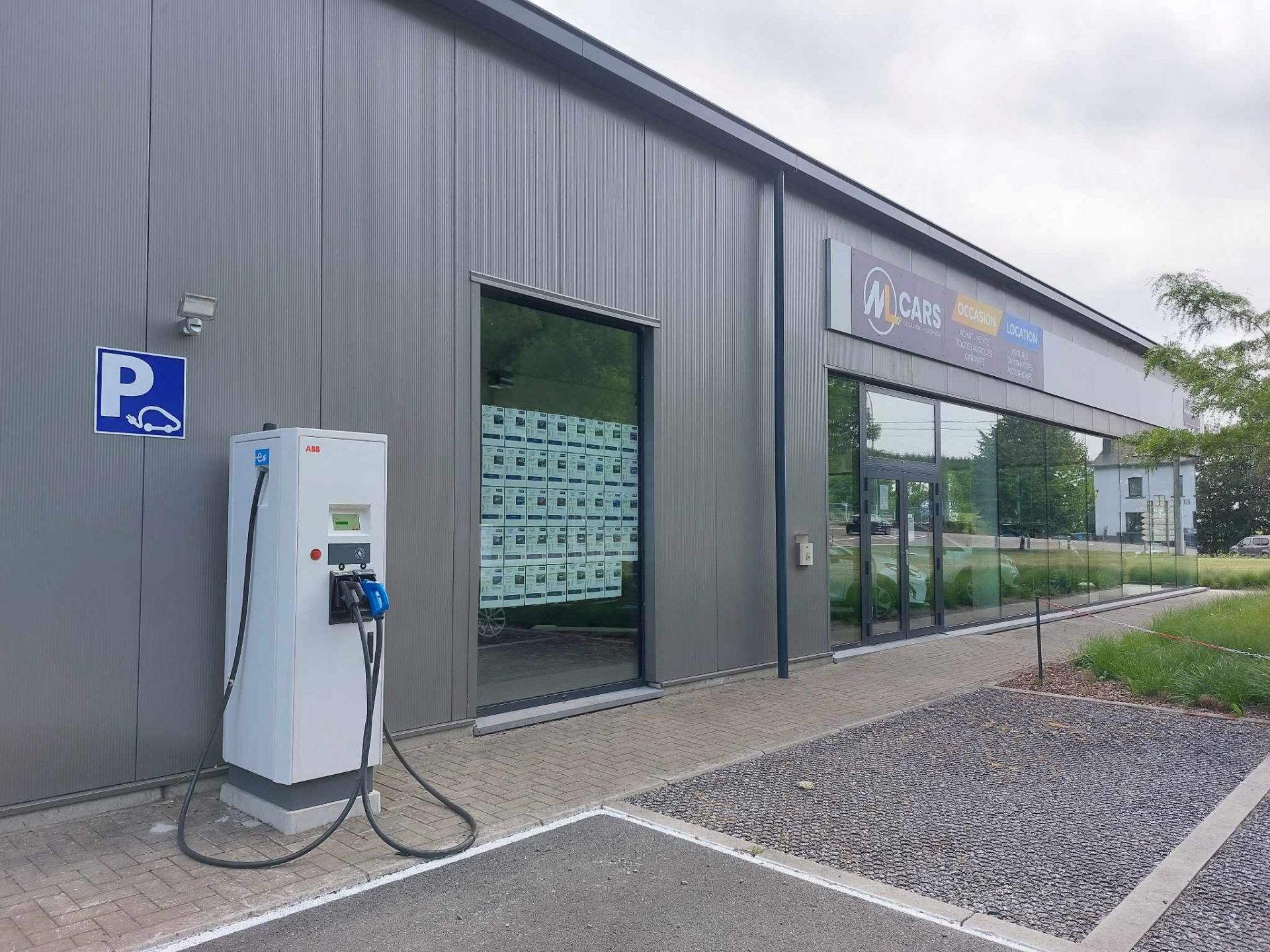 ML Cars - installation d'une borne de recharge pour véhicule électrique