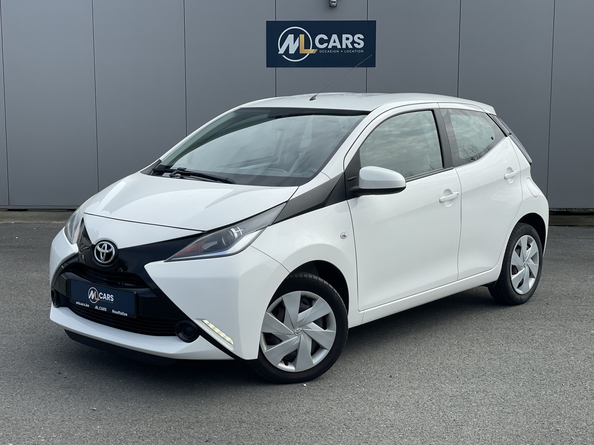 occasion TOYOTA Aygo occasion 1.0X-PLAY 5 PORTES 2016 5 portes - ML Cars à Houffalize
